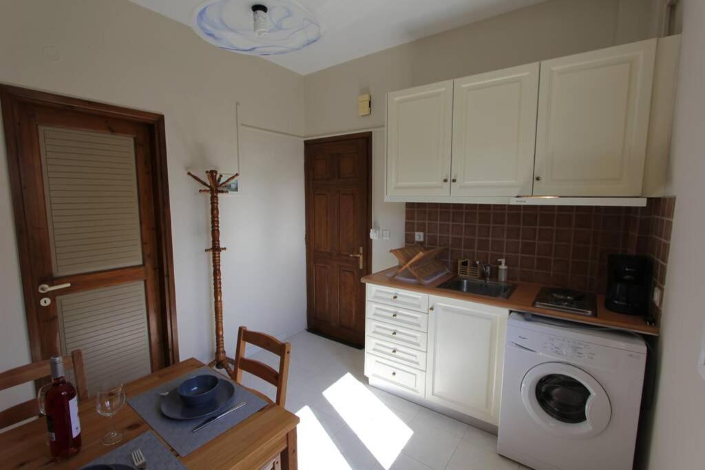 Cozy Apartment In The Heart Of The Town Argostoli  Exterior foto